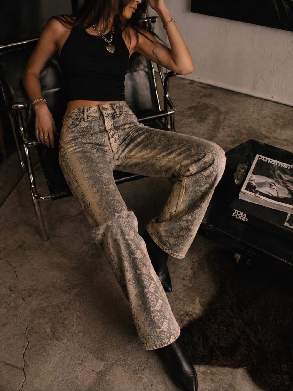 MOTHER Snake Print Jeans Size 26 Cropped Straight High Rise